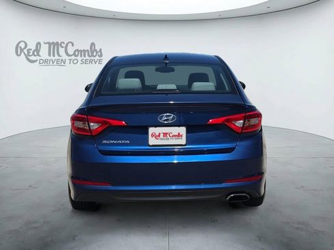 Used 2017 Hyundai Sonata SE FWD image 4