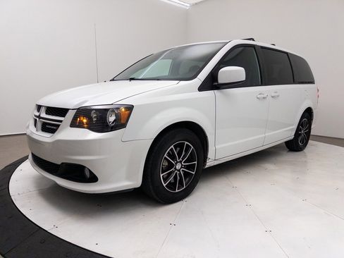 Used 2018 Dodge Grand Caravan GT image 9