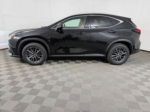 Used 2025 Lexus NX 350 AWD image 2