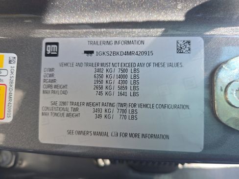 Used 2021 GMC Yukon SLT w/ SLT Premium Package image 39