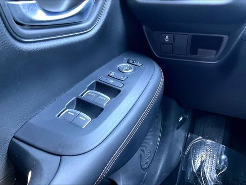 Used 2024 Honda HR-V Sport image 31