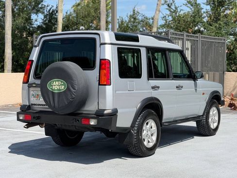 Used 2004 Land Rover Discovery S AWD/4WD image 14