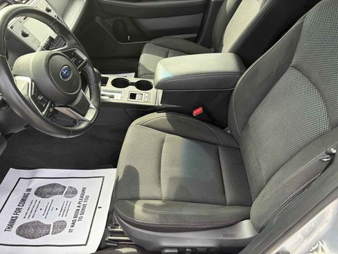 Used 2018 Subaru Outback 2.5i Premium AWD/4WD image 10