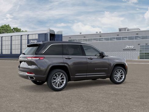 New 2025 Jeep Grand Cherokee Summit image 33