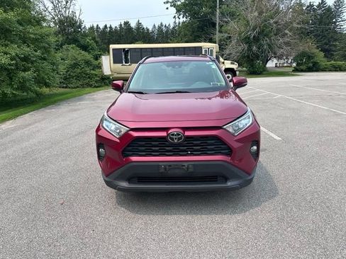 Used 2019 Toyota RAV4 XLE w/ Convenience Package AWD/4WD image 8