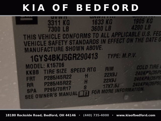Used 2016 Cadillac Escalade Luxury AWD/4WD image 16