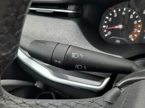 Used 2024 Jeep Compass Latitude AWD/4WD image 16