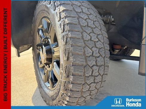 Used 2024 GMC Sierra 2500 AT4 w/ AT4 Premium Plus Package AWD/4WD image 22