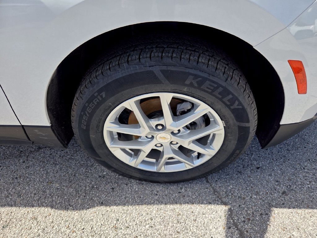 Used 2024 Chevrolet Equinox LT AWD/4WD image 18