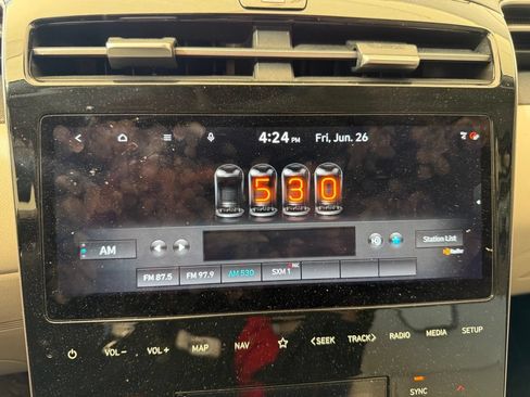 Used 2022 Hyundai Tucson Limited FWD image 28