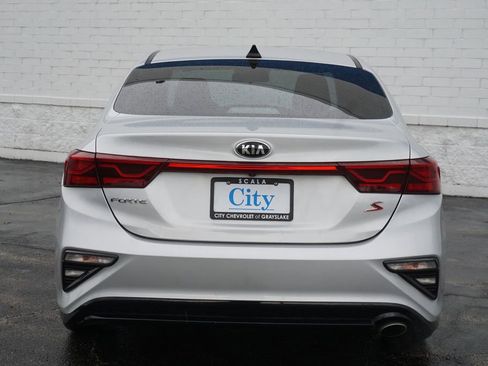 Used 2019 Kia Forte S FWD image 6