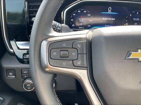 Used 2024 Chevrolet Silverado 1500 High Country w/ Technology Package AWD/4WD image 13