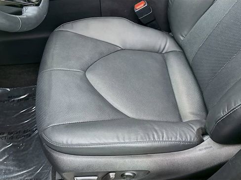 Used 2024 Toyota Grand Highlander AWD image 19