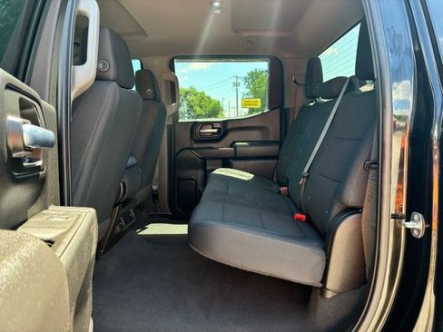 Used 2021 Chevrolet Silverado 1500 Custom AWD/4WD image 23