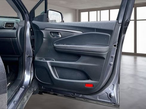 Used 2025 Honda Ridgeline RTL image 27