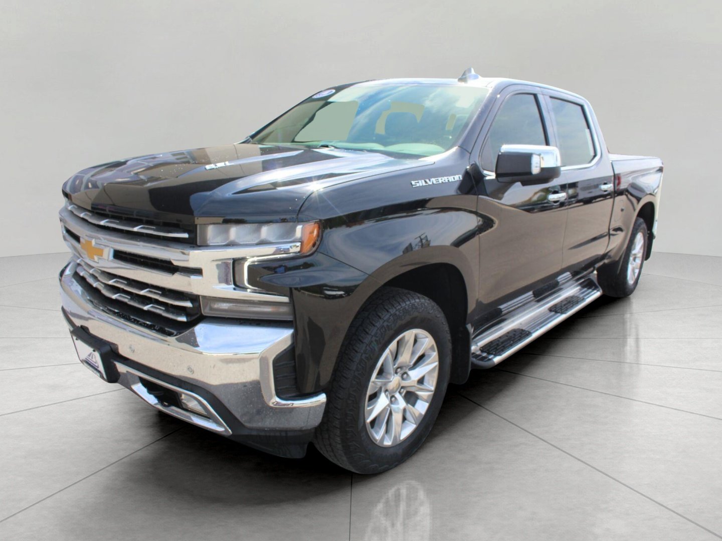 Used 2021 Chevrolet Silverado 1500 LTZ w/ LTZ Premium Package AWD/4WD image 4