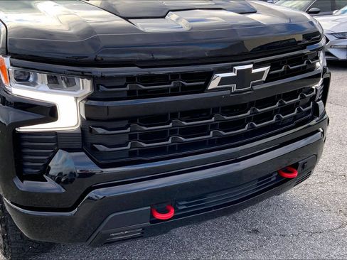 Used 2024 Chevrolet Silverado 1500 LT Trail Boss w/ LPO, Dark Essentials Package image 29