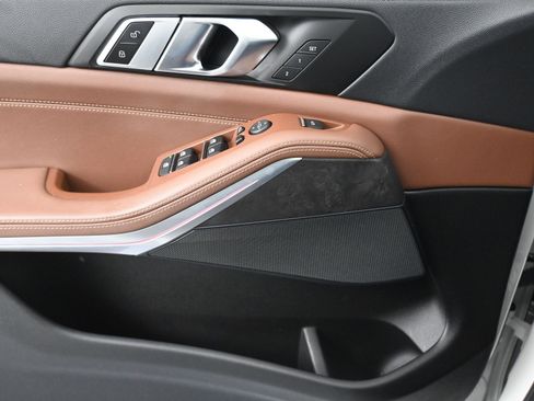 Used 2022 BMW X5 xDrive40i image 13