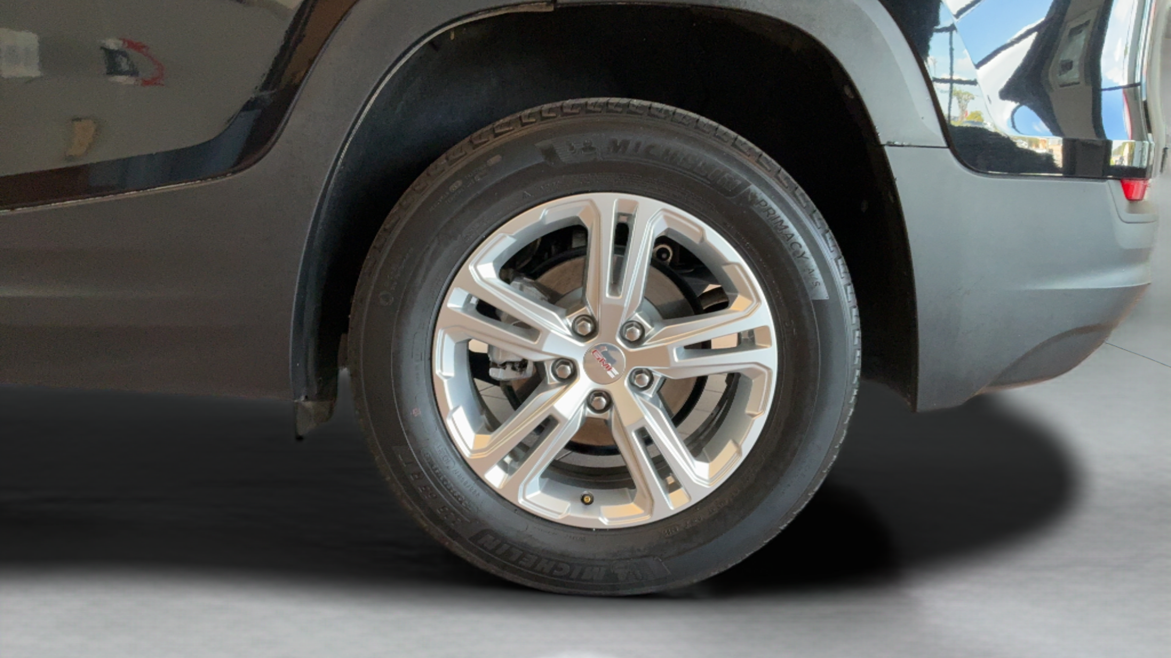 Used 2022 GMC Terrain SLE w/ Driver Convenience Package FWD image 37
