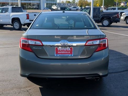 Used 2014 Toyota Camry XLE image 8