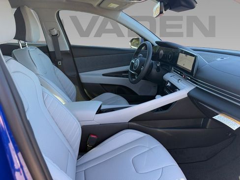 New 2026 Hyundai Elantra Limited w/ Cargo Package image 10