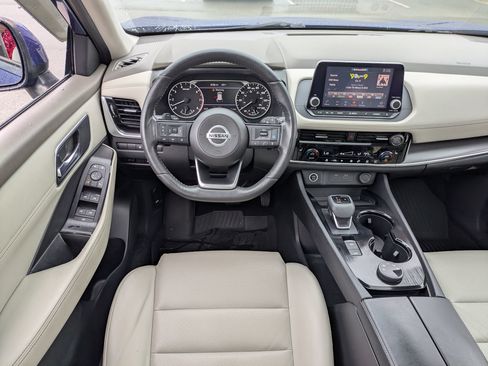 Used 2021 Nissan Rogue SV w/ Premium Package AWD/4WD image 32