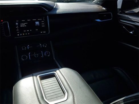 Certified 2021 GMC Yukon Denali w/ Denali Premium Package image 14