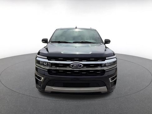 Used 2024 Ford Expedition Limited RWD image 4