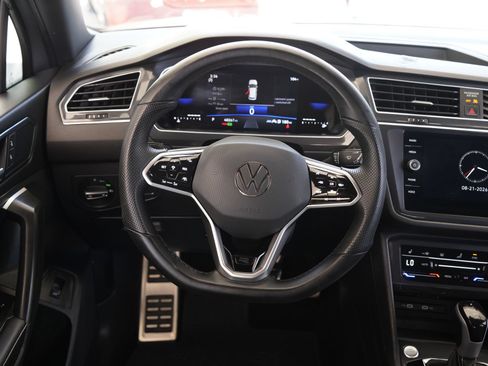 Certified 2024 Volkswagen Tiguan SE R-Line FWD image 26