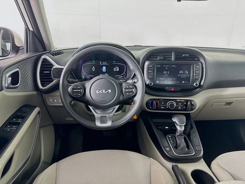 Certified 2023 Kia Soul LX image 20