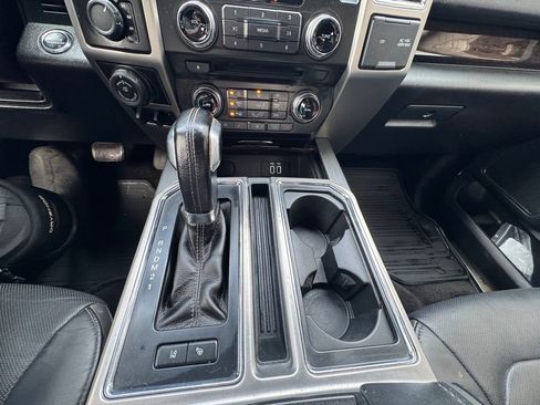 Used 2016 Ford F150 Platinum w/ Technology Package image 16