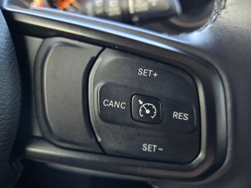 Used 2021 Jeep Wrangler Unlimited Sport image 26