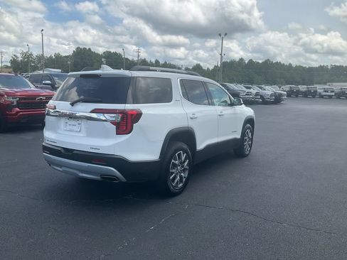 Used 2023 GMC Acadia SLT AWD/4WD image 5