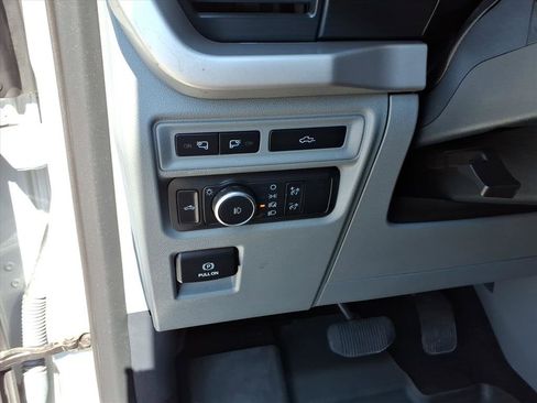 Used 2022 Ford F150 XLT w/ Equipment Group 302A High image 12