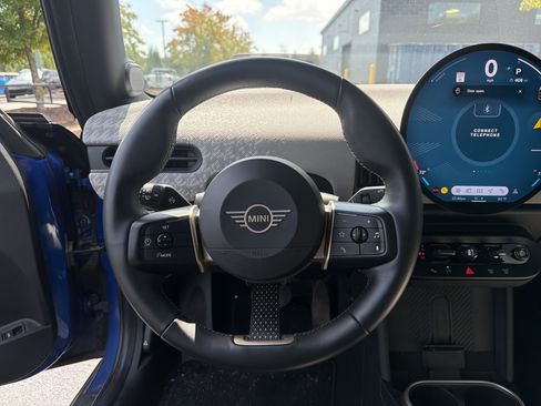 Used 2025 MINI Cooper S FWD image 17