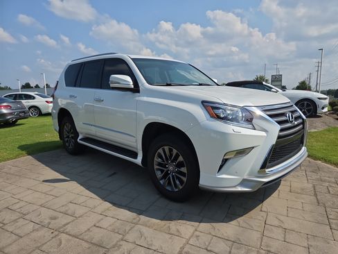 Used 2017 Lexus GX 460 Premium AWD/4WD image 4