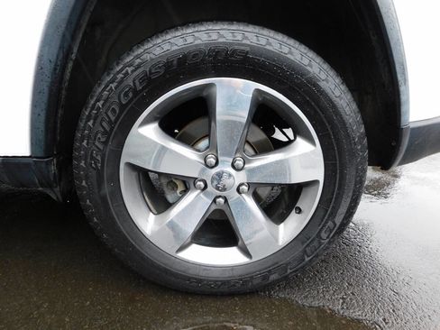 Used 2014 Jeep Grand Cherokee Limited w/ Trailer Tow Group IV AWD/4WD image 26