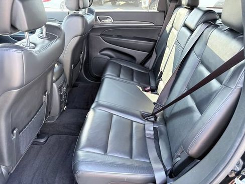 Used 2022 Jeep Grand Cherokee Limited AWD/4WD image 7