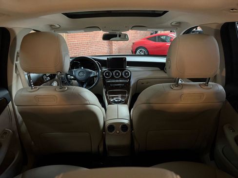 Used 2019 Mercedes-Benz GLC 300 GLC300 image 40
