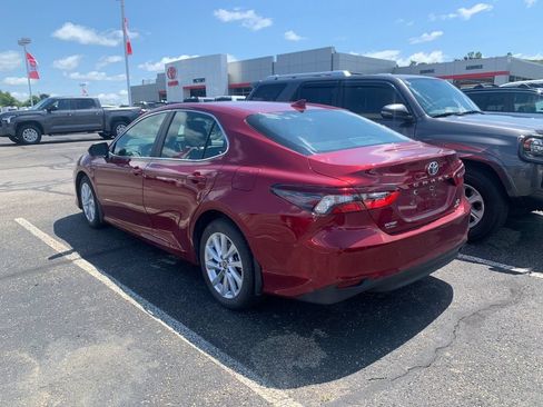 Used 2022 Toyota Camry LE w/ Cold Weather Package AWD/4WD image 4