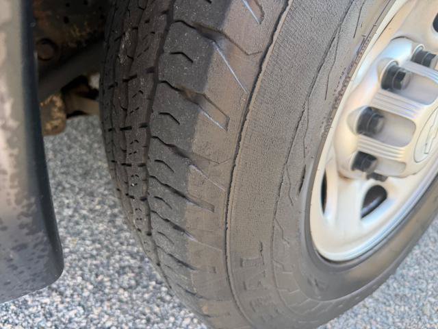 Used 2015 Chevrolet Express 2500 RWD image 43