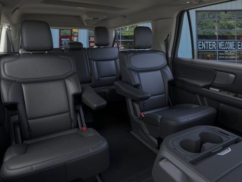 New 2025 Ford Expedition Max Platinum w/ Driver's Package image 11