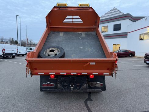 Used 2016 Ford F550 2WD Crew Cab Super Duty image 17