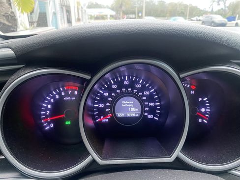 Used 2015 Kia Optima LX image 19