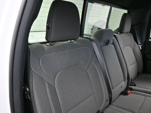 Used 2024 RAM 1500 Big Horn RWD image 34