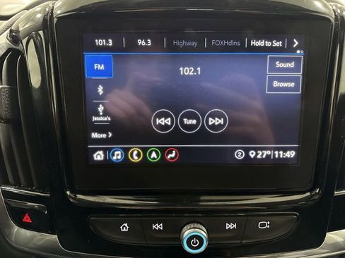 Used 2021 Chevrolet Traverse LT w/ LT Premium Package image 8