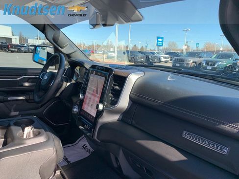 Used 2025 RAM 1500 Laramie image 14