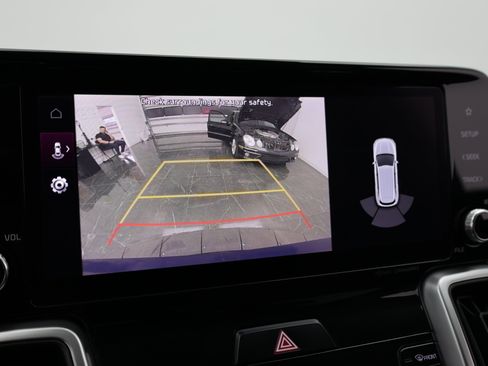 Used 2022 Kia Sorento S FWD image 25