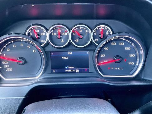 Used 2020 Chevrolet Silverado 1500 LT w/ Texas Edition AWD/4WD image 17