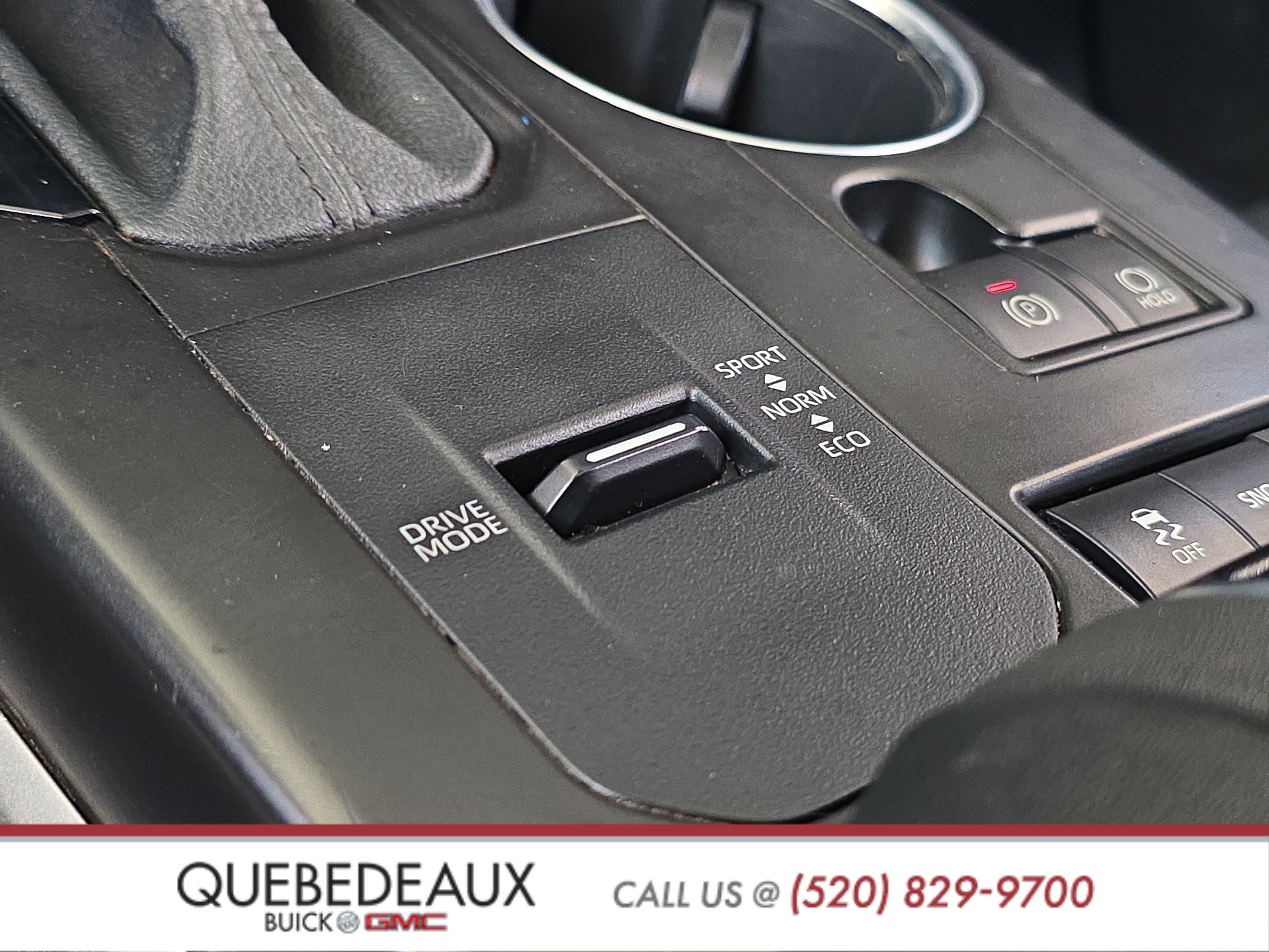 Used 2021 Toyota Highlander XSE FWD image 20